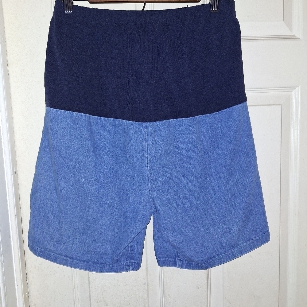 New addition maternity shorts size 14